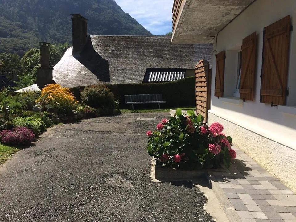 Appartement été et hiver 1 à 5 pers. Cauterets 0*,  Francia